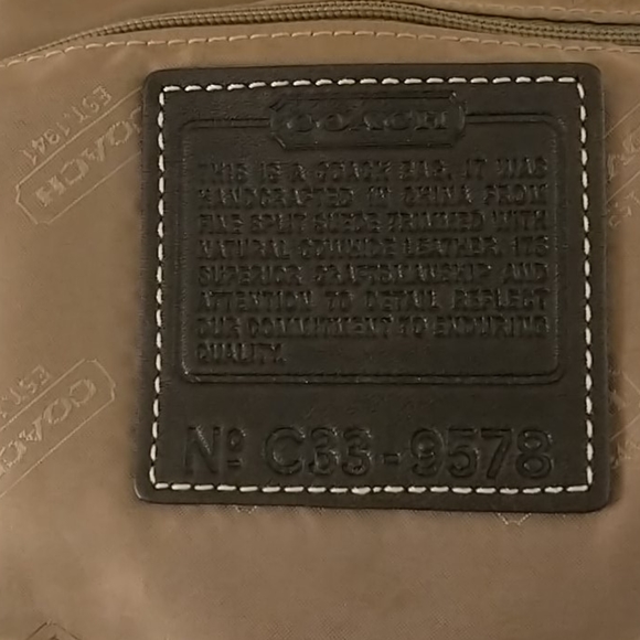 Vintage Coach - Picture 8 of 8